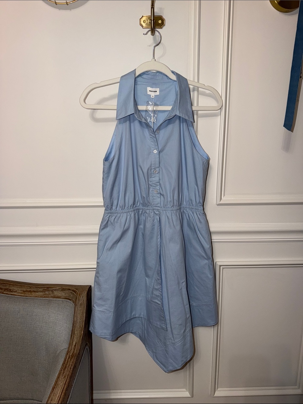 AUREUM Sleeveless Sky Blue Collared Dress